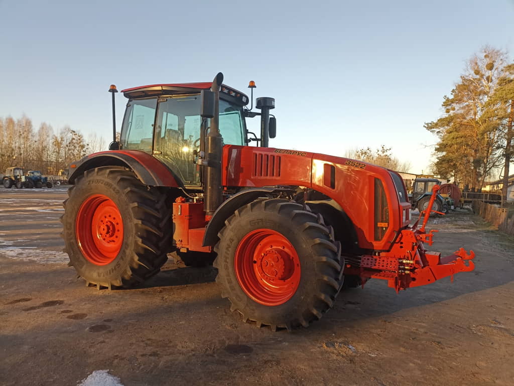 Traktor Belarus 2024 2